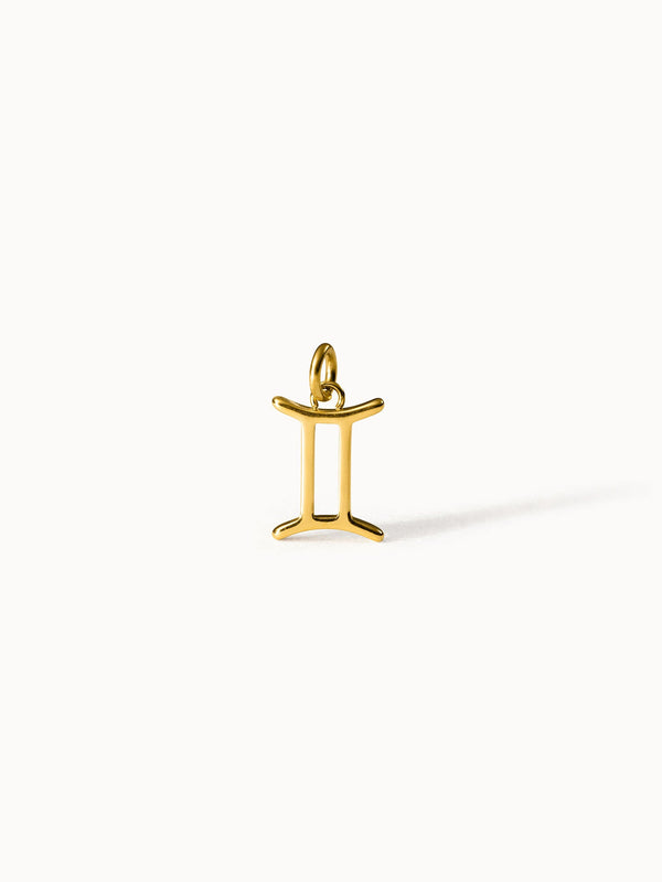 Zwilling Zodiac Charm aus 18K Gold, feines Sternzeichen-Anhänger-Design, PURELEI steht für feminine Eleganz.