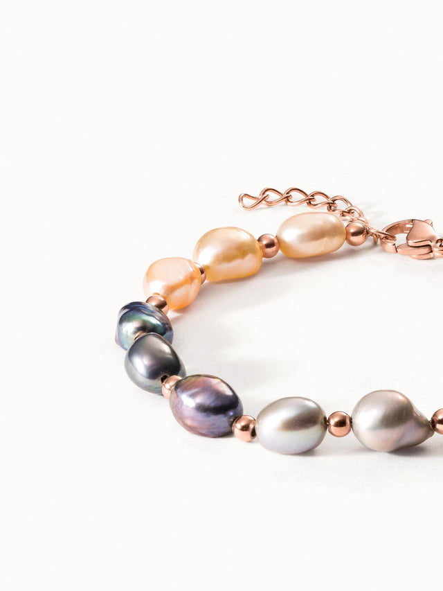 Perlenarmband in Roségold mit bunten Süßwasserperlen von PURELEI.