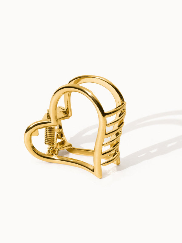 Goldene PURELEI Big Love Haarklammer in Herzform aus Zinklegierung und Stahl, elegant und feminin gestaltet