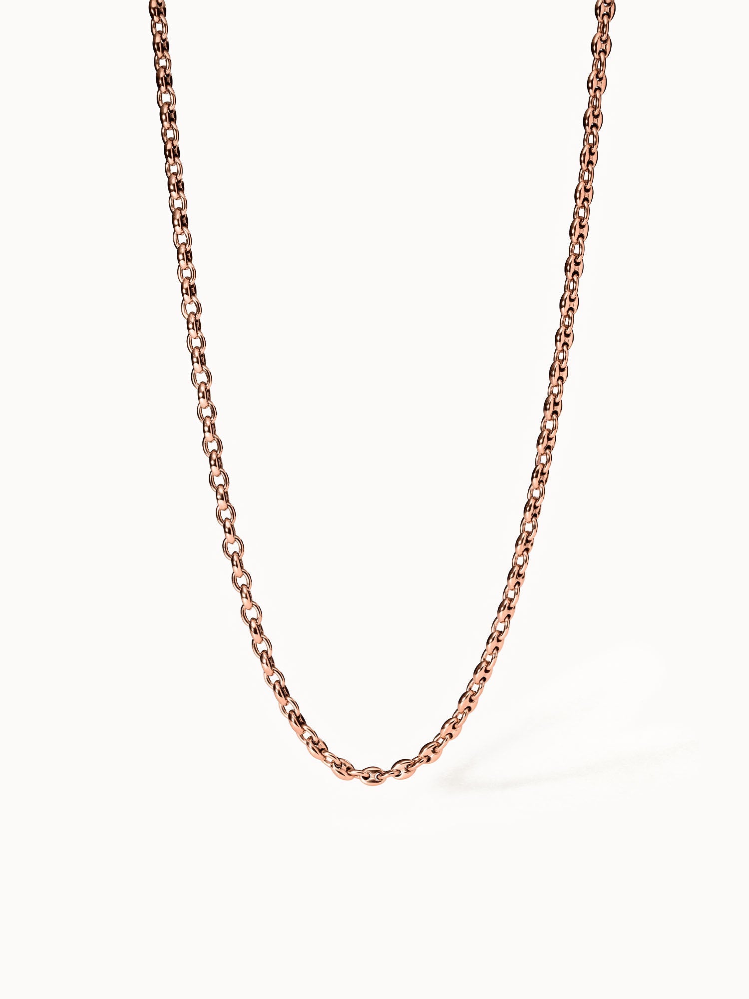 Roségoldene Kette mit ovalen Gliedern, elegant und zeitlos, von PURELEI.