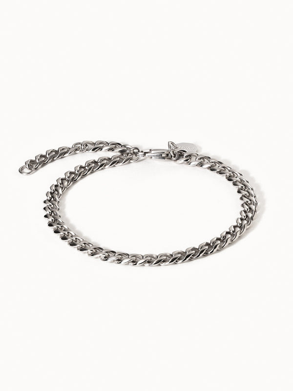 Silbernes Armband aus Edelstahl mit Kettendesign von PURELEI, elegant und modern.