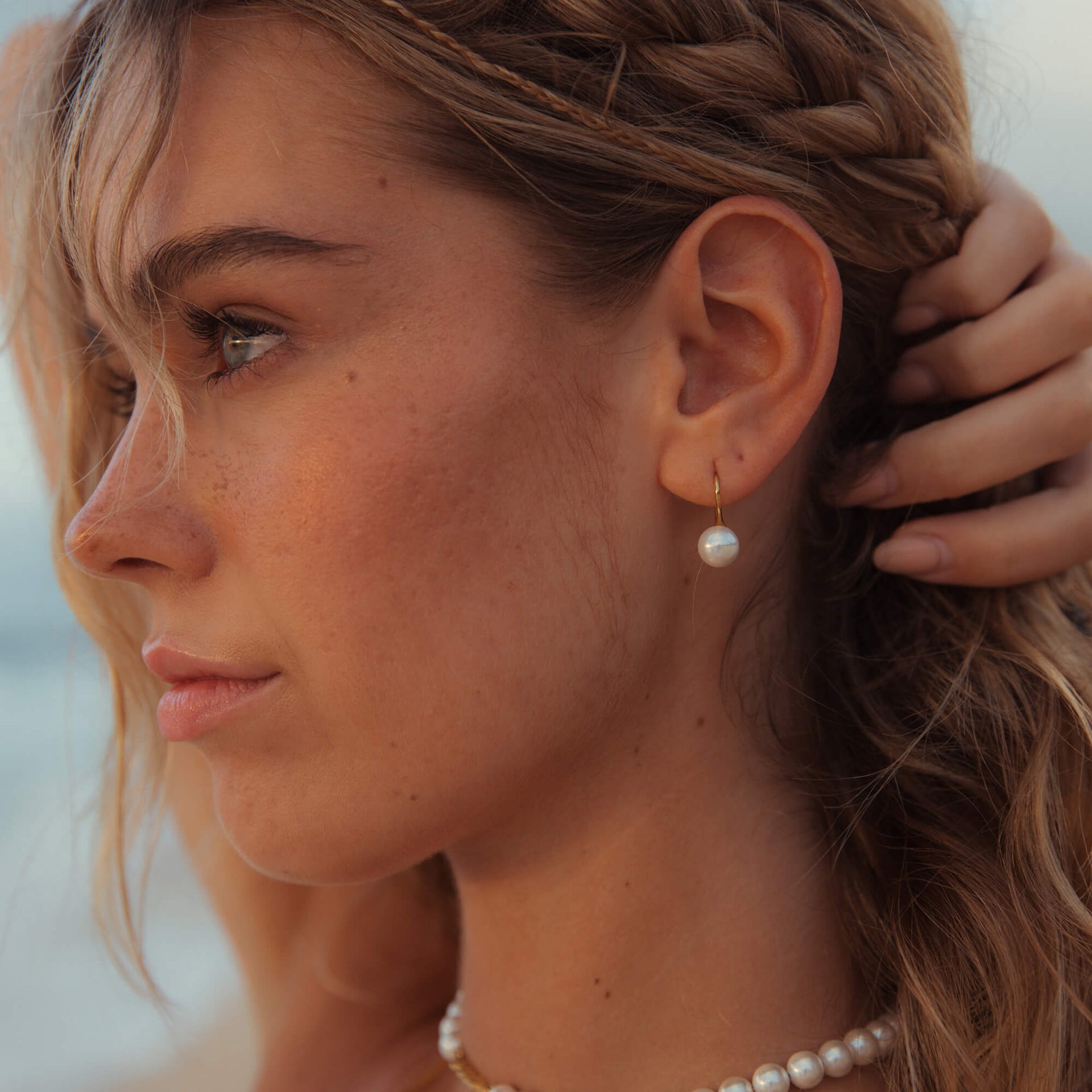 Elegante PURELEI Perlenohrringe aus Silber, strahlend und feminin, perfekt für einen natürlichen Look.