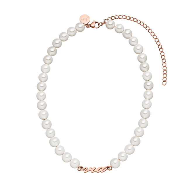 Perlenkette mit roségoldenem Detail, elegant und feminin, von PURELEI.